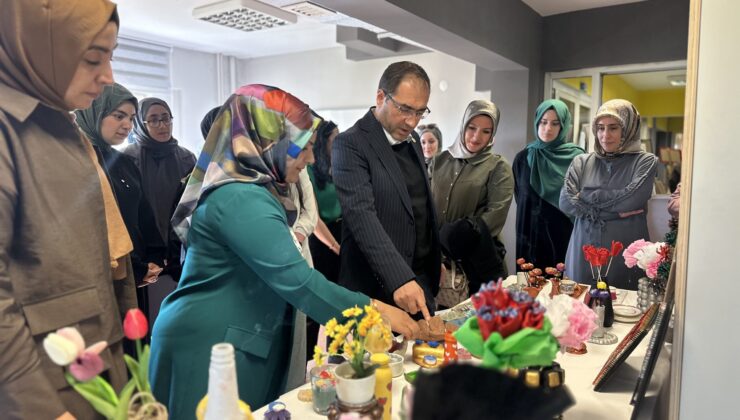 Ağrı Kız Öğrenci Yurtlarında Yıl Sonu El Emeği Sergisi