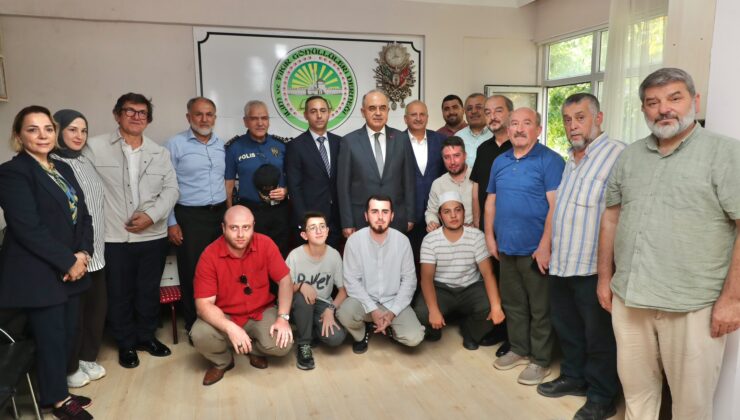 Ordu Valisi Muammer Erol’dan Ünye İlim Ve Fikir Gönüllüleri Derneğine Ziyaret